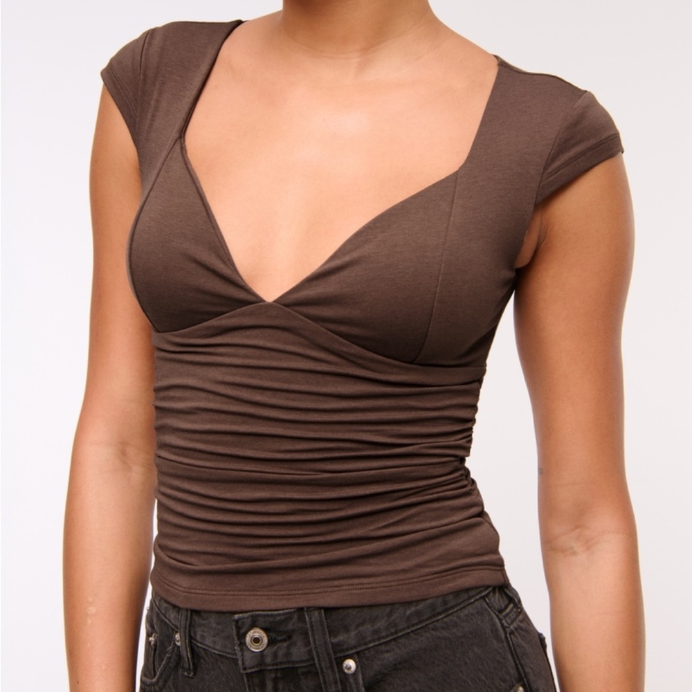 NWT Zoe Bra-Free Top